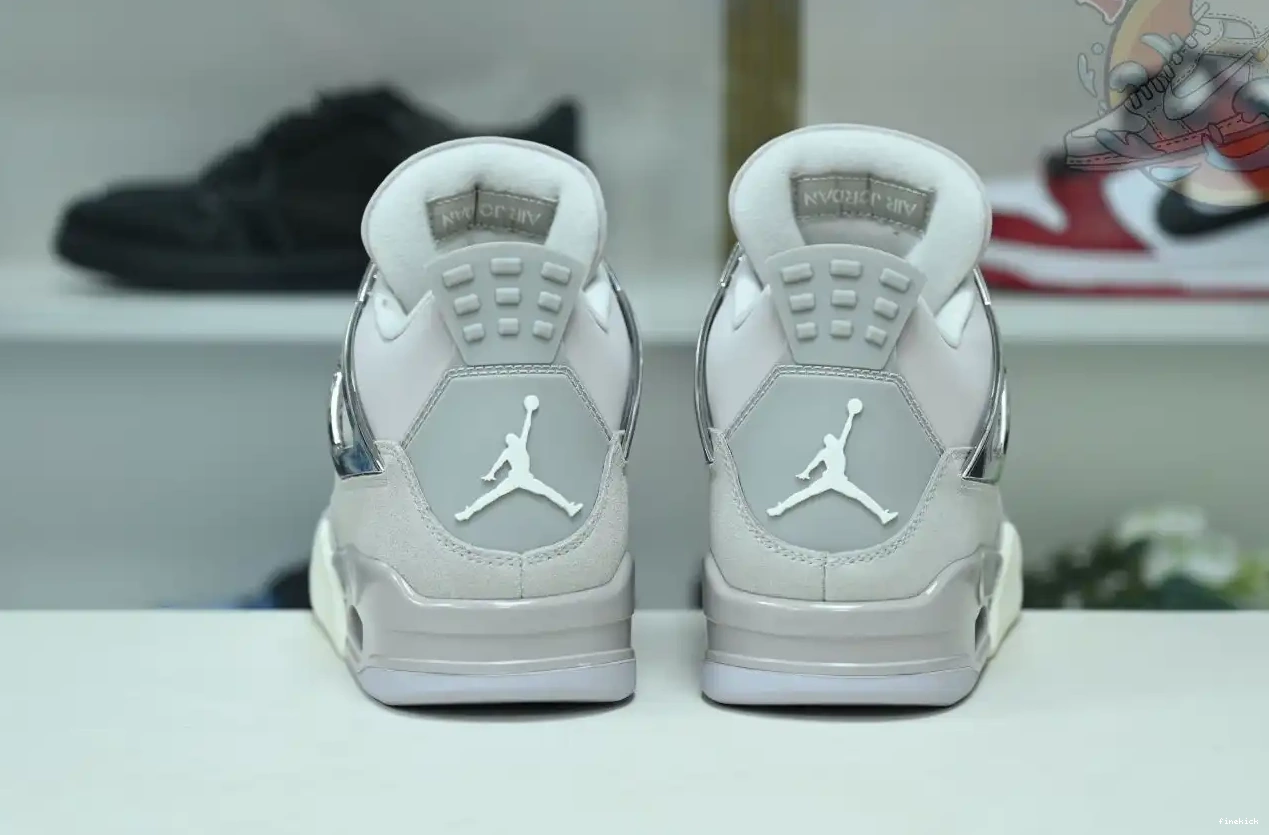 Jordan lron Jordan Air 4